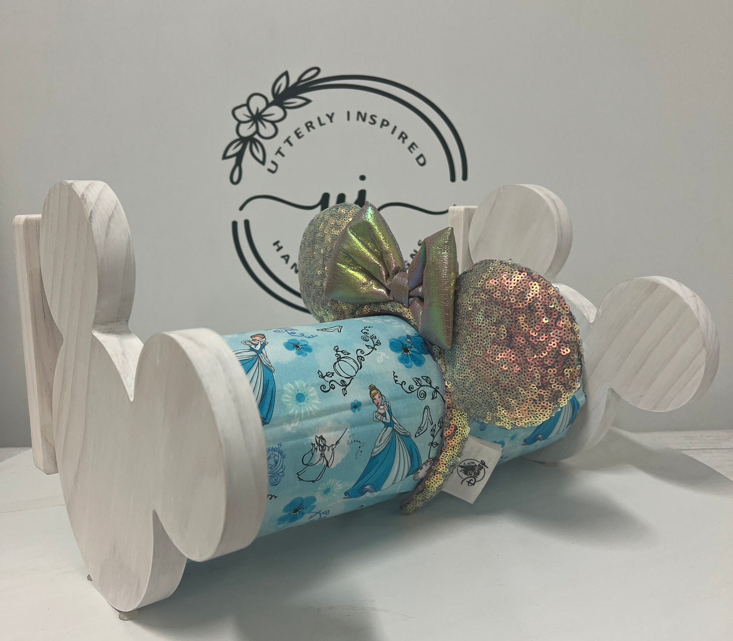 Frozen Inspired Headband Holder – Freestanding or Wall Mounted Wood Display Rack for Minnie Mickey Ears –Organizer for Disney Parks Headbands