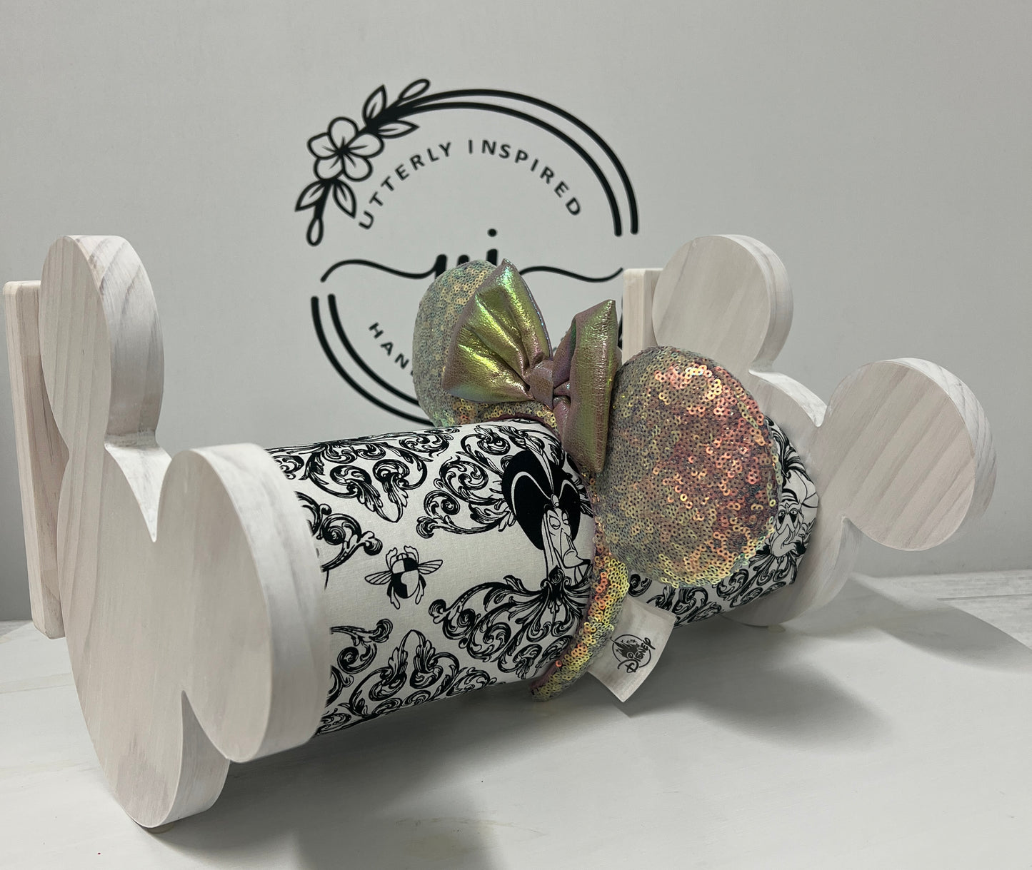 Villains Inspired Headband Holder – Freestanding or Wall Mounted Wood Display Rack for Minnie Mickey Ears –Organizer for Disney Parks Headbands