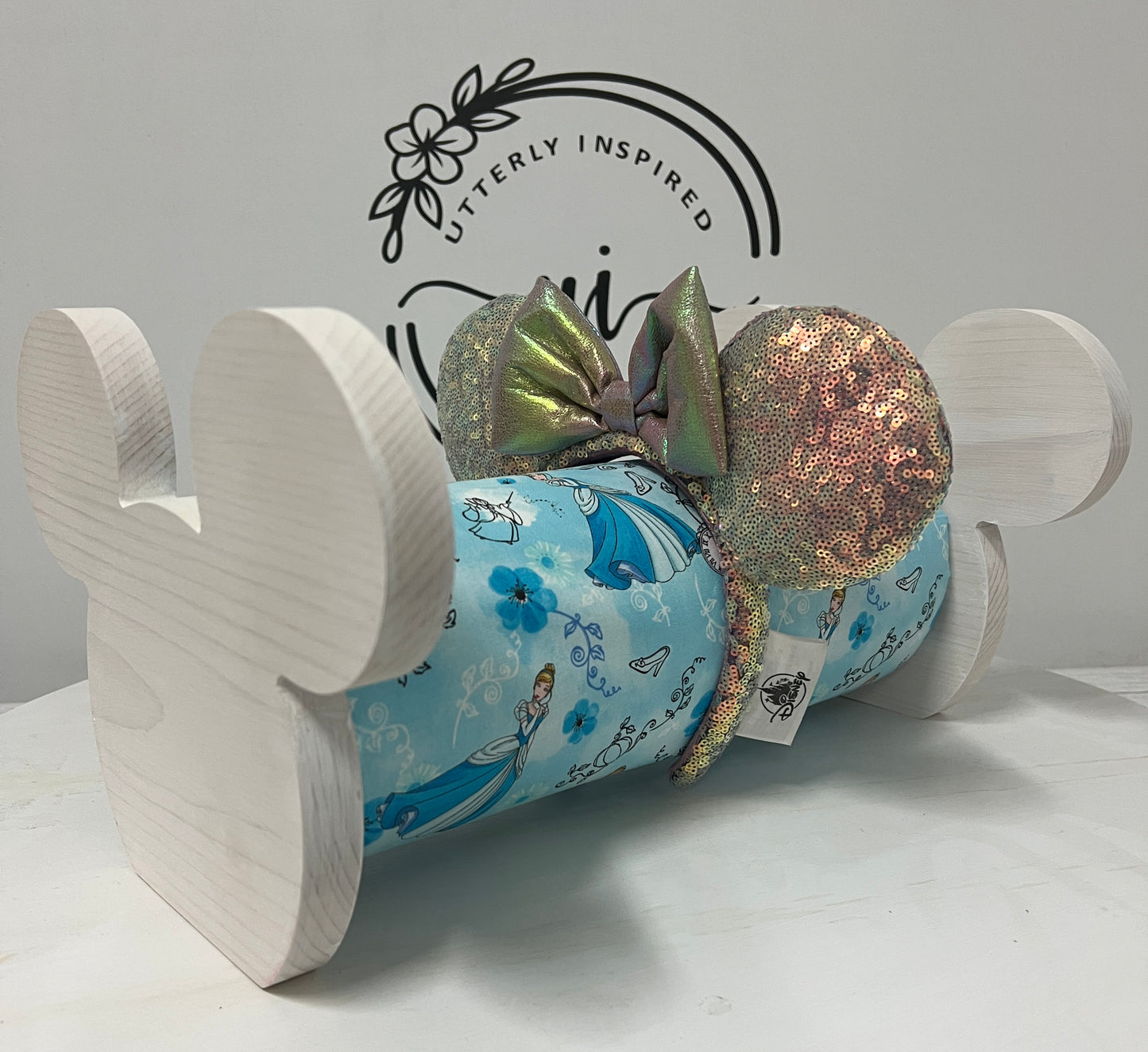 Frozen Inspired Headband Holder – Freestanding or Wall Mounted Wood Display Rack for Minnie Mickey Ears –Organizer for Disney Parks Headbands