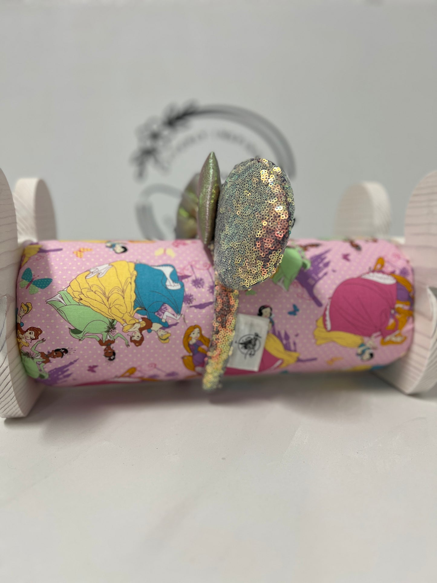 Princess Inspired Headband Holder – Freestanding or Wall Mounted Wood Display Rack for Minnie Mickey Ears –Organizer for Disney Parks Headbands