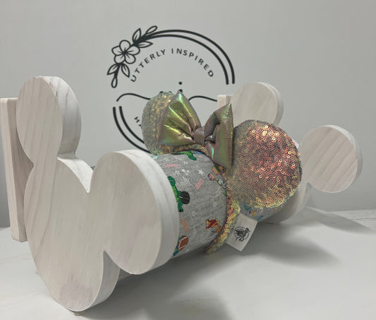 Toy Story Inspired Headband Holder – Freestanding or Wall Mounted Wood Display Rack for Minnie Mickey Ears –Organizer for Disney Parks Headbands