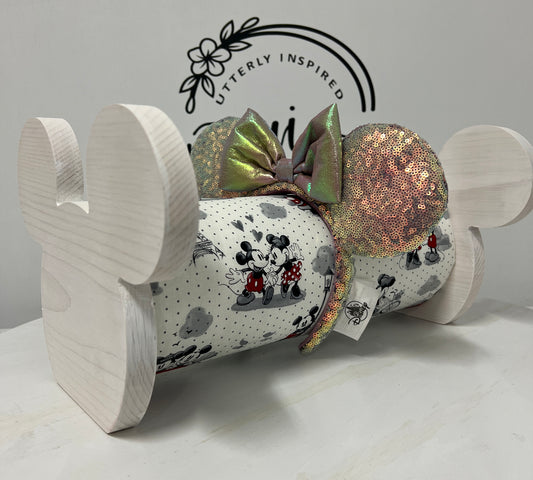 Love in Paris, Mickey & Minnie Inspired Free Standing or Wall Mountable Minnie Mickey Ears –Organizer for Disney Parks Headbands