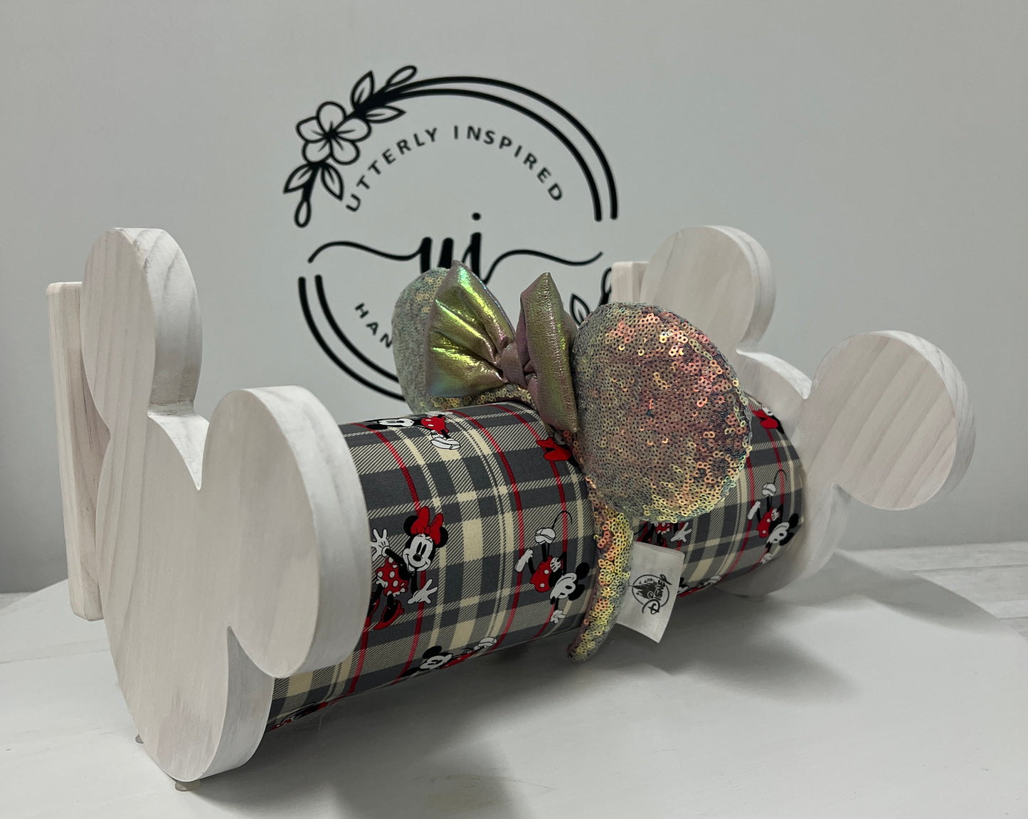 Plaid Vintage Mouse Inspired Headband Holder – Freestanding or Wall Mounted Wood Display Rack for Minnie Mickey Ears –Organizer for Disney Parks Headbands