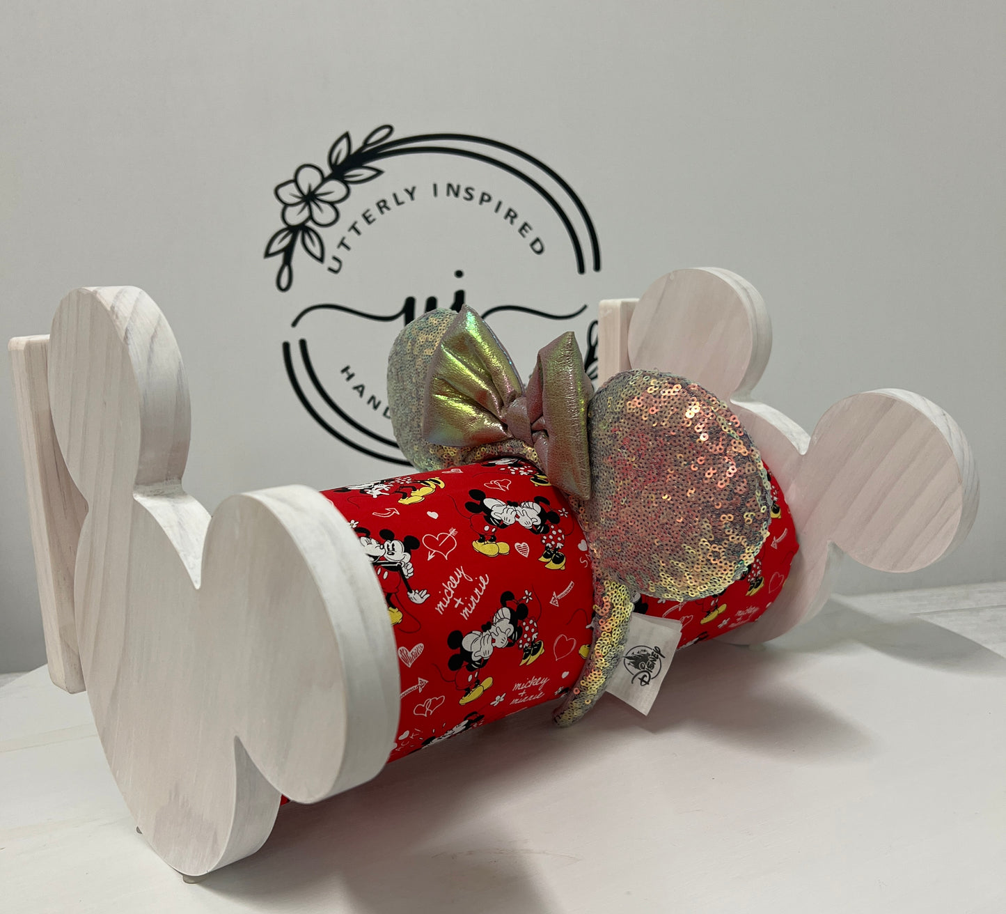 Valentines Mickey & Minnie Inspired Headband Holder – Freestanding or Wall Mounted Wood Display Rack for Minnie Mickey Ears –Organizer for Disney Parks Headbands